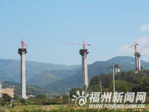 DongqiaoMinqingFujian85m tall pier.jpg