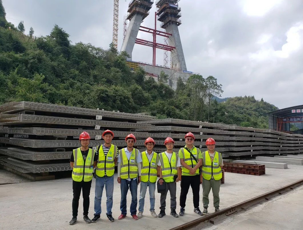 Kaixiahe Bridge Yushi TowerGroup.jpg