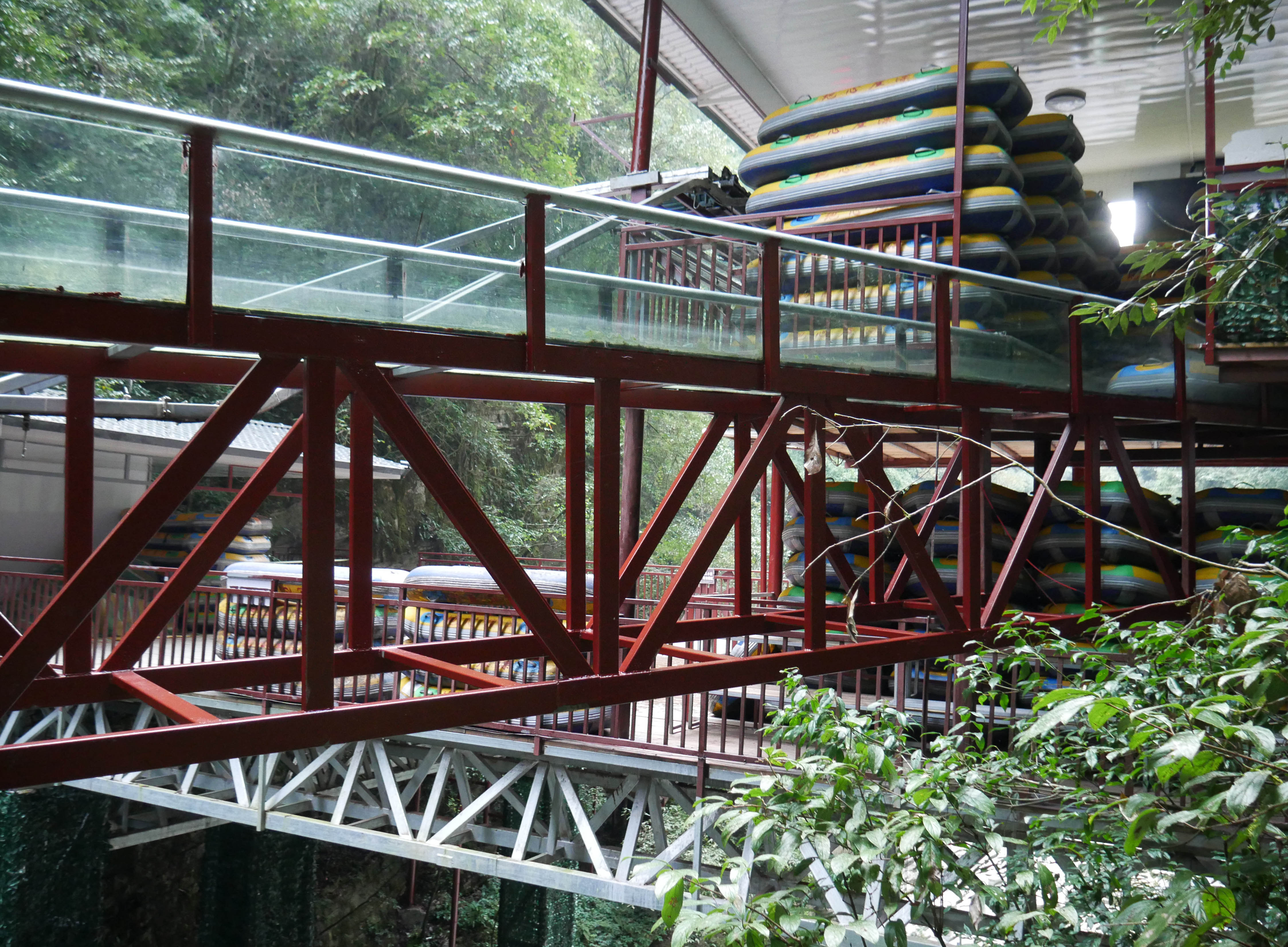 YunzhiduanCliffwalkRaftBridge2.JPG